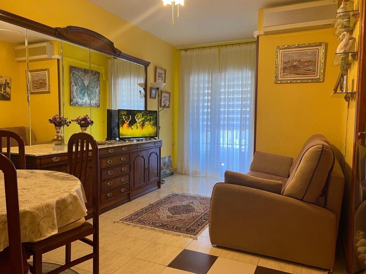 Apartament Montana Τορεβιέχα Εξωτερικό φωτογραφία