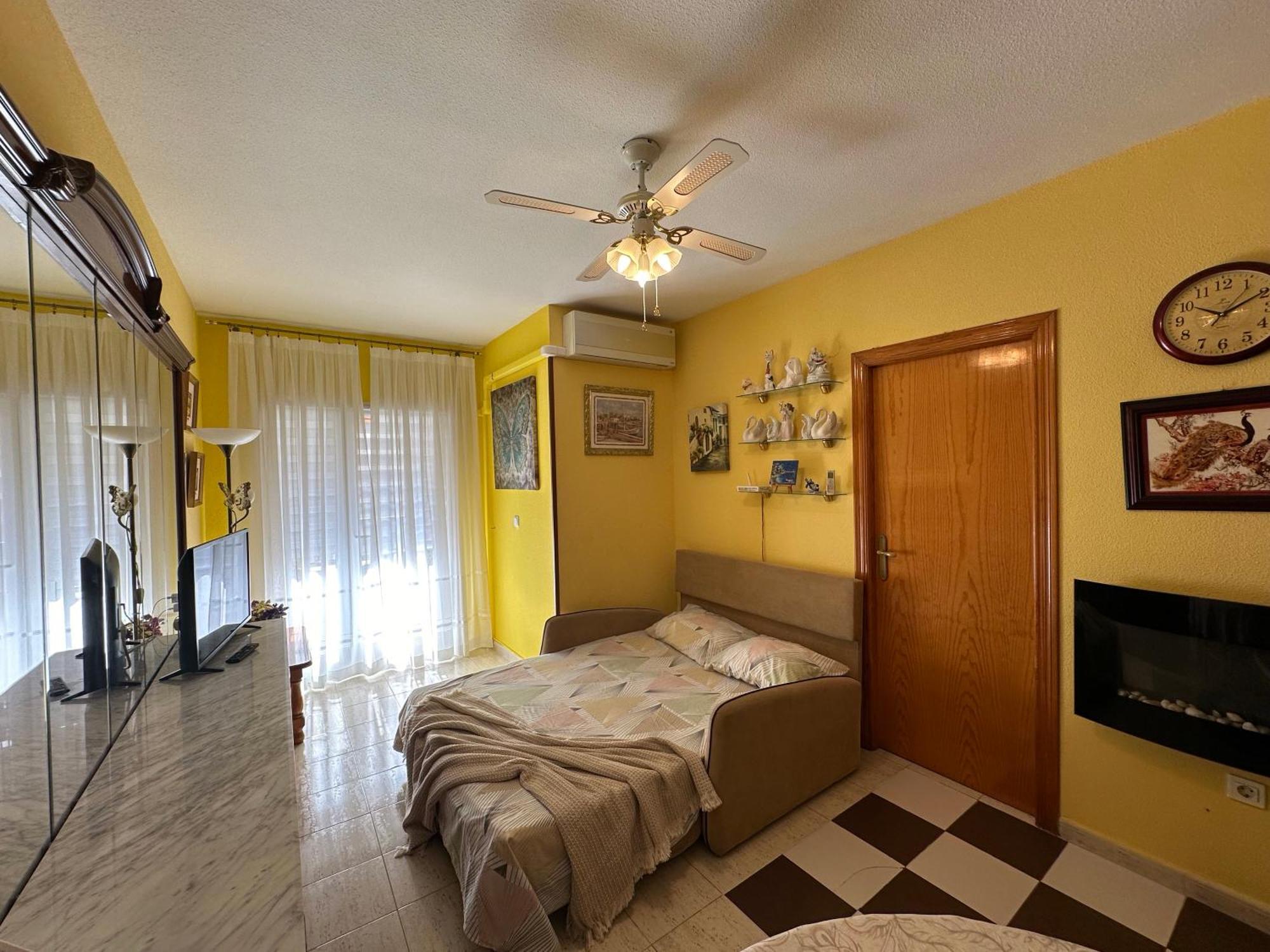 Apartament Montana Τορεβιέχα Εξωτερικό φωτογραφία