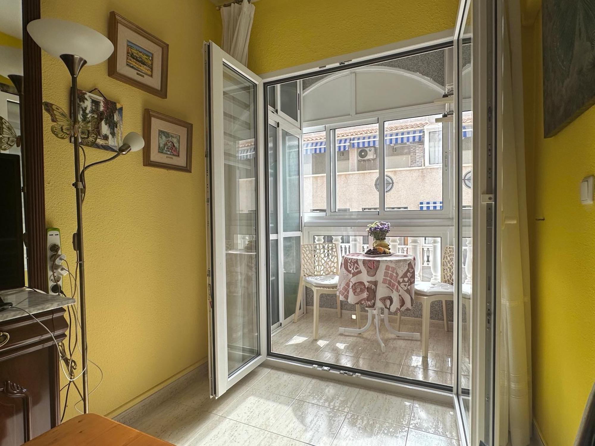Apartament Montana Τορεβιέχα Εξωτερικό φωτογραφία